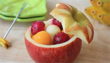 Cốc đựng trái cây xinh xinh từ quả táo